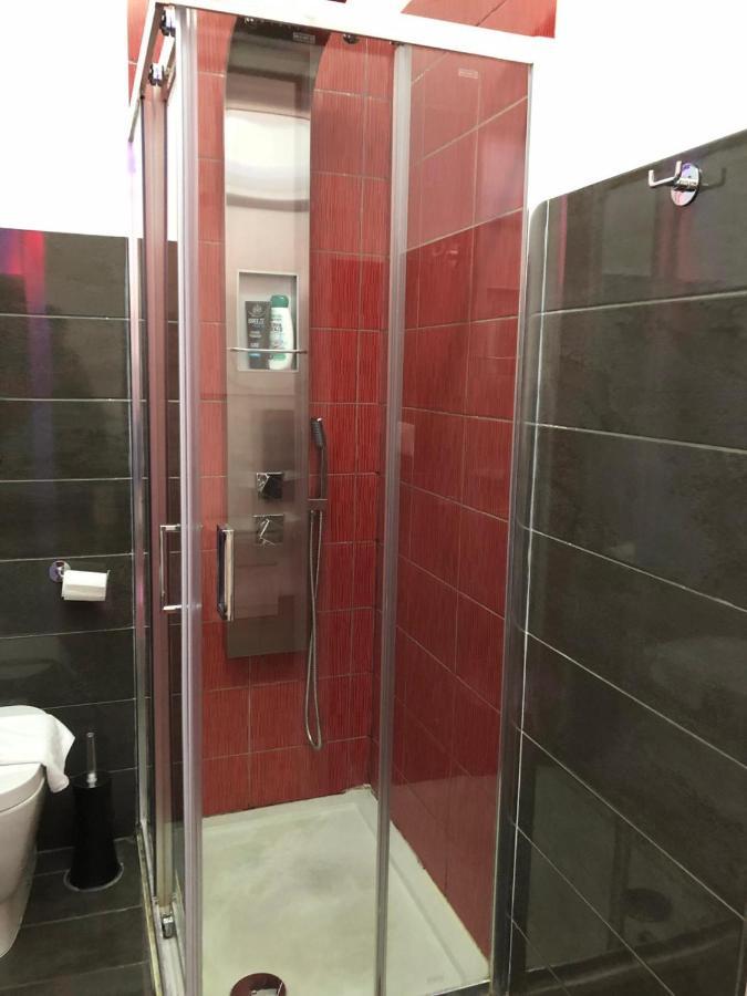 Suite Duomo Наполи Екстериор снимка