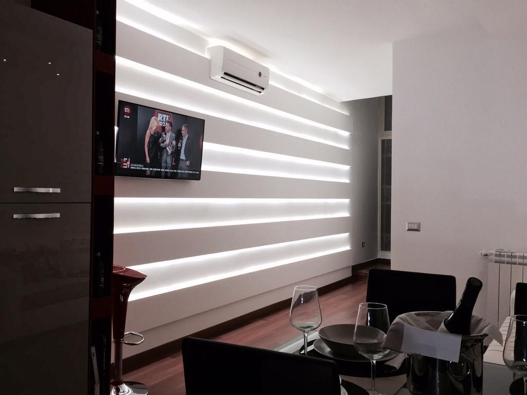 Suite Duomo Наполи Екстериор снимка
